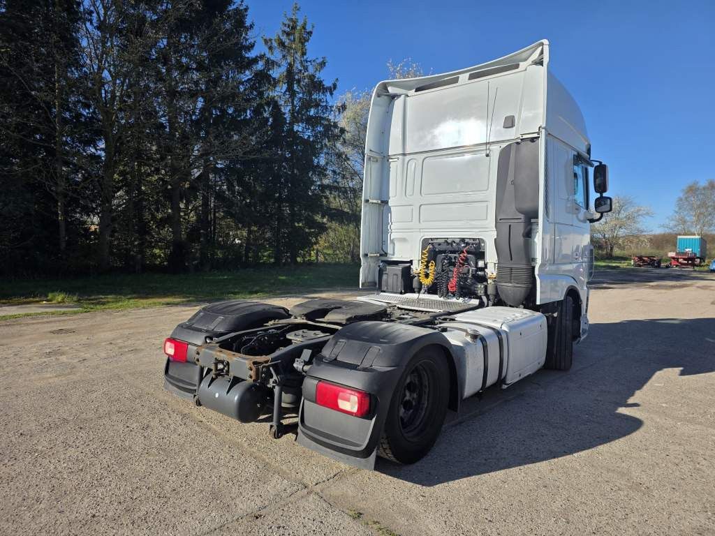 Fahrzeugabbildung DAF XF 460 SSC, Retrader, Standklima, Euro 6