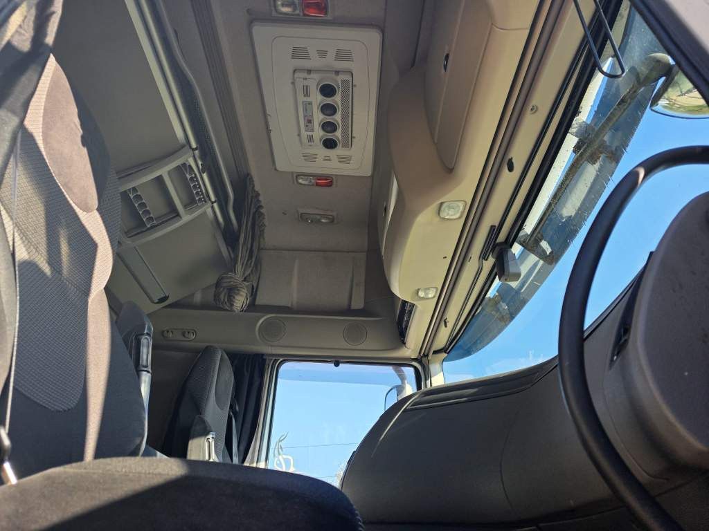 Fahrzeugabbildung DAF XF 460 SSC, Retrader, Standklima, Euro 6