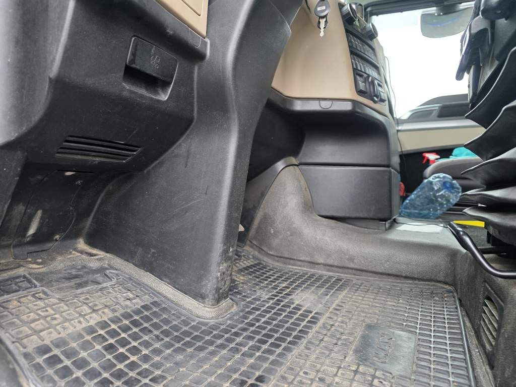 Fahrzeugabbildung MAN 18.460 TGX Standard, Euro, viel neu, Klima