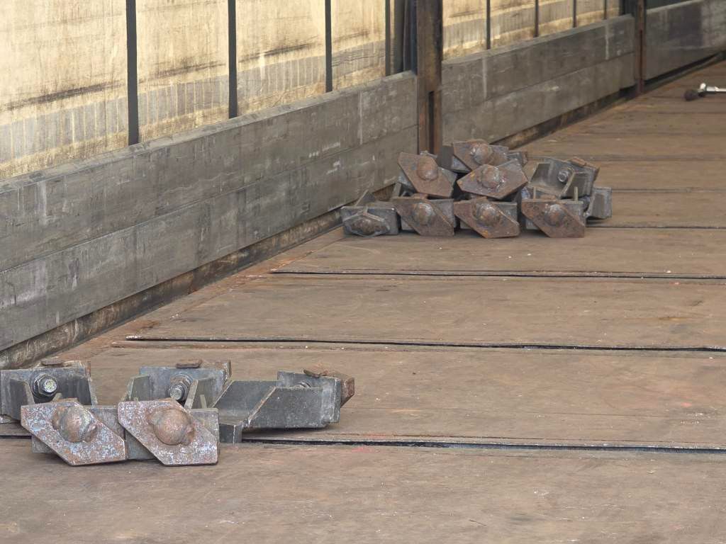 Fahrzeugabbildung Krone Joloda Mega Gardine, Lift, Hubdach