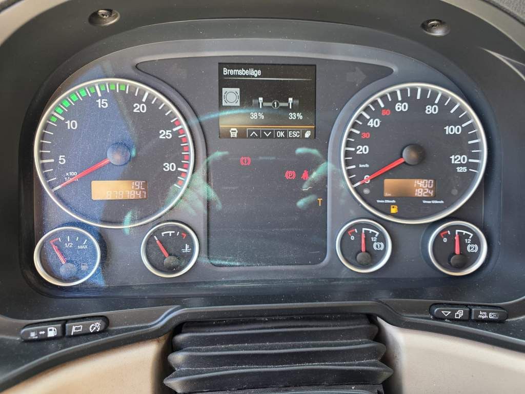 Fahrzeugabbildung MAN 18.500 TGX, retarder, Doppeltank