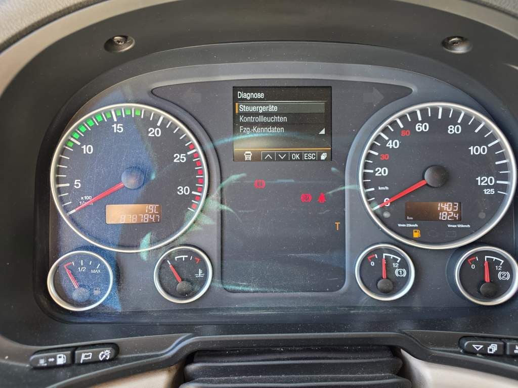 Fahrzeugabbildung MAN 18.500 TGX, retarder, Doppeltank