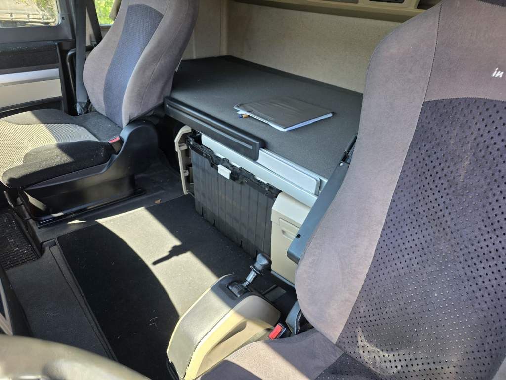 Fahrzeugabbildung MAN 18.500 TGX, retarder, Doppeltank