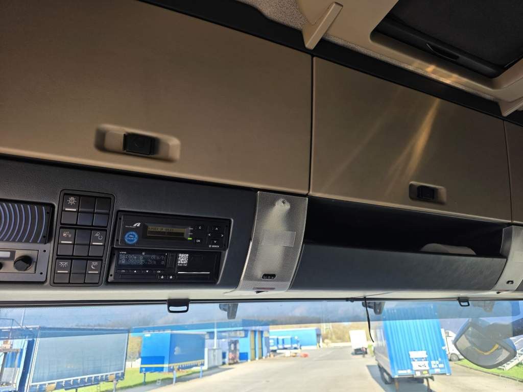 Fahrzeugabbildung MAN 18.500 TGX, Standklima, Euro 6m Standard