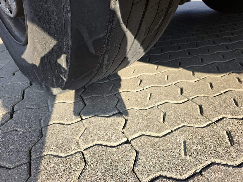 Fahrzeugabbildung MAN 18.500 TGX, Standklima, Euro 6m Standard