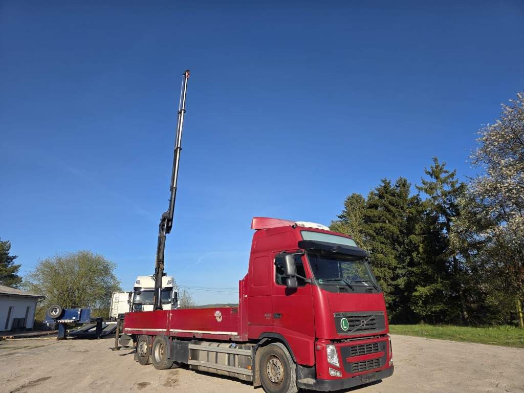 Fahrzeugabbildung Volvo FH 460 Globe Baustoffpritsche mit Kran Palfinger