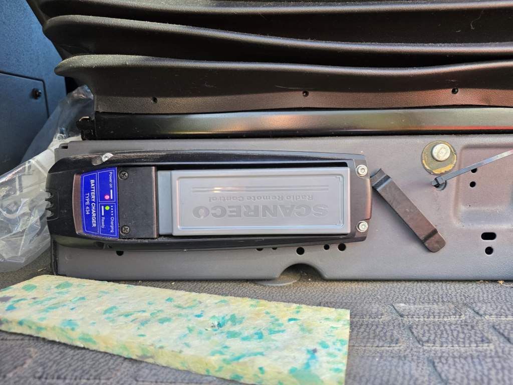 Fahrzeugabbildung Volvo FH 460 Globe Baustoffpritsche mit Kran Palfinger