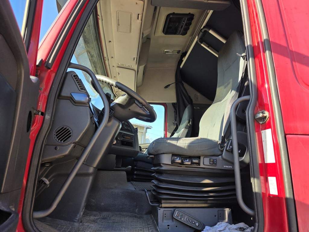 Fahrzeugabbildung Volvo FH 460 Globe Baustoffpritsche mit Kran Palfinger