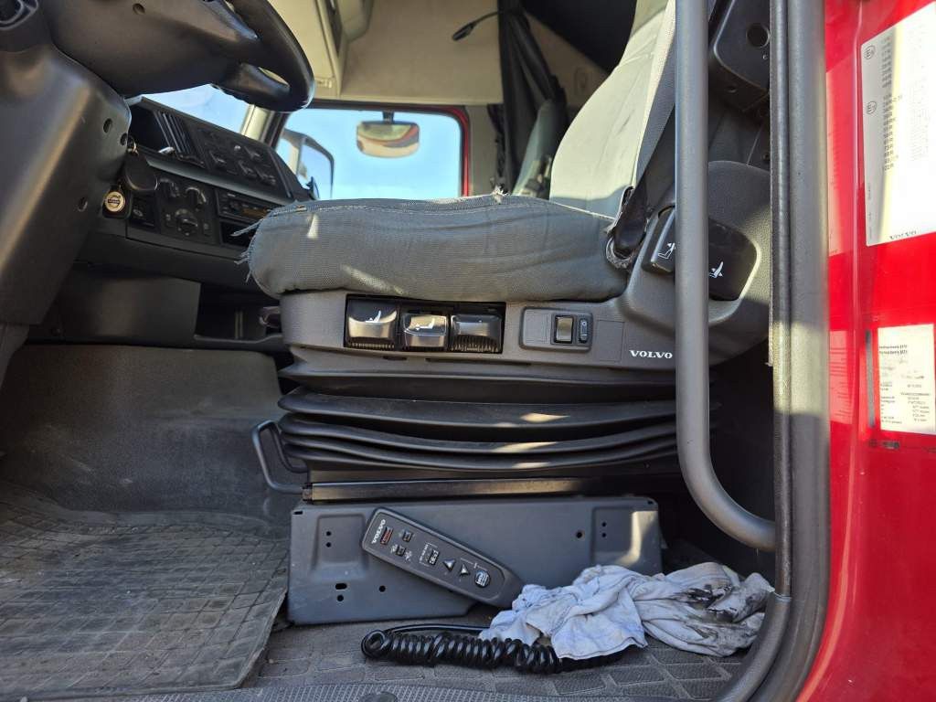 Fahrzeugabbildung Volvo FH 460 Globe Baustoffpritsche mit Kran Palfinger