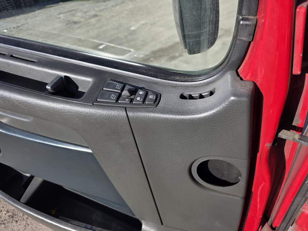 Fahrzeugabbildung Volvo FH 460 Globe Baustoffpritsche mit Kran Palfinger