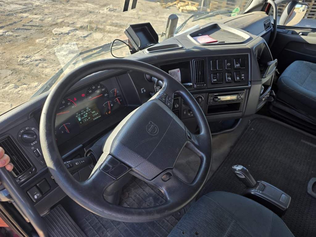 Fahrzeugabbildung Volvo FH 460 Globe Baustoffpritsche mit Kran Palfinger