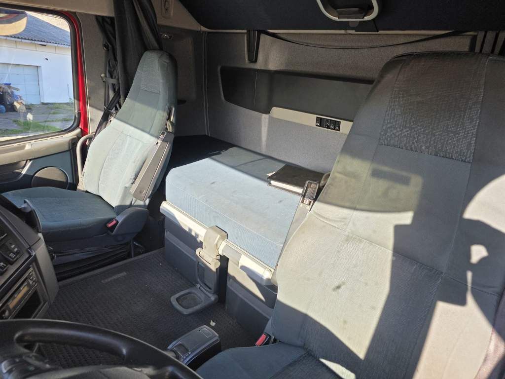 Fahrzeugabbildung Volvo FH 460 Globe Baustoffpritsche mit Kran Palfinger