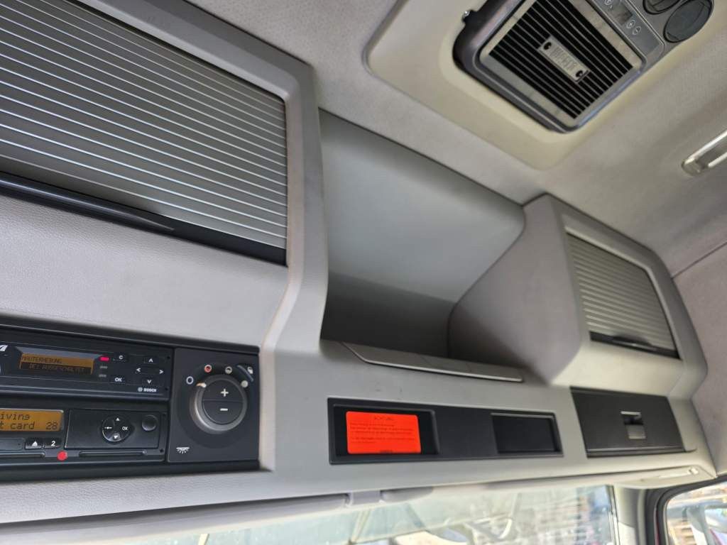 Fahrzeugabbildung Volvo FH 460 Globe Baustoffpritsche mit Kran Palfinger