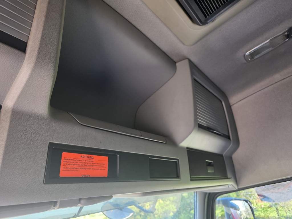 Fahrzeugabbildung Volvo FH 460 Globe Baustoffpritsche mit Kran Palfinger