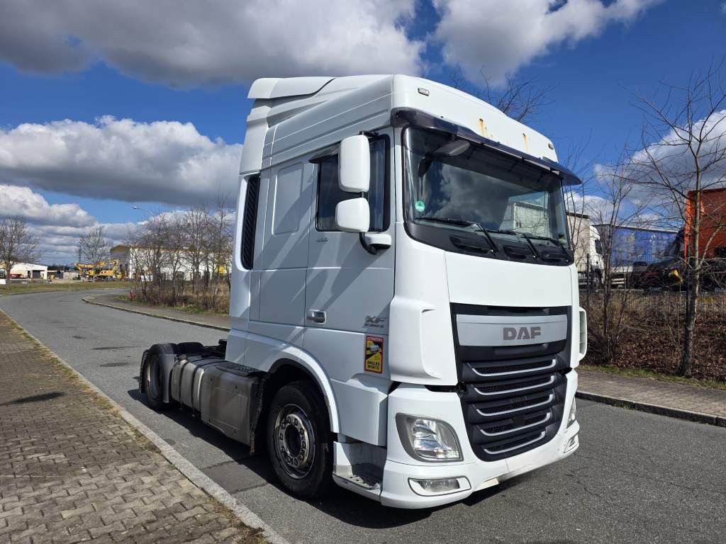 Fahrzeugabbildung DAF XF 460 LL SSC, ZF Intarder, Standklima