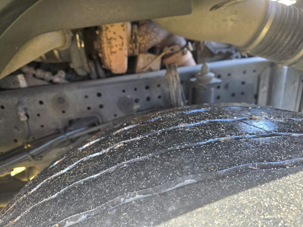 Fahrzeugabbildung Iveco 480 S-Way, Retarder, Klima Automat, 2 Kreis-Hydr