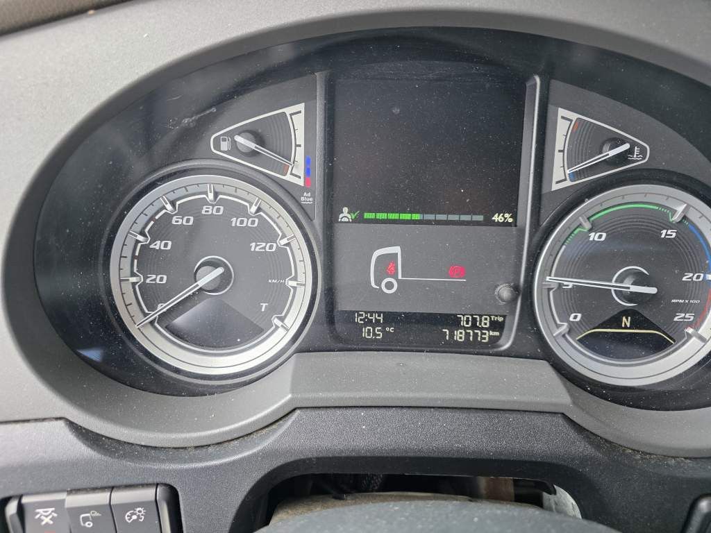 Fahrzeugabbildung DAF XF 480 SSC,Standklima,Intarder mit Krone Gardine