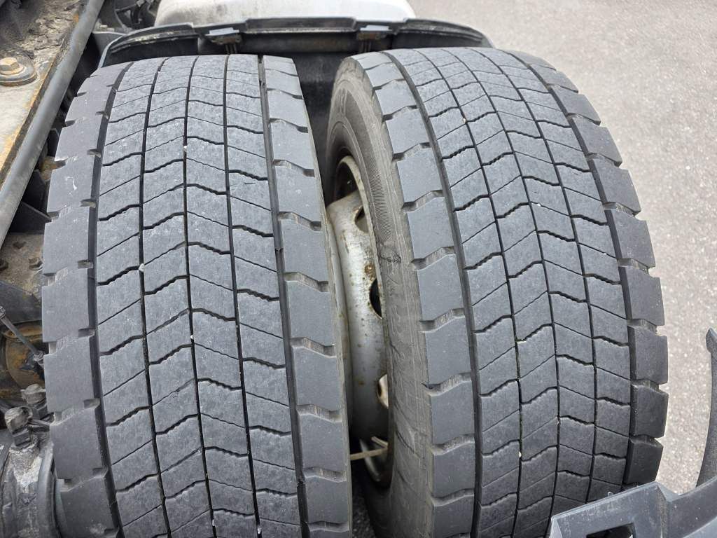 Fahrzeugabbildung DAF XF 480 SSC,Standklima,Intarder mit Krone Gardine