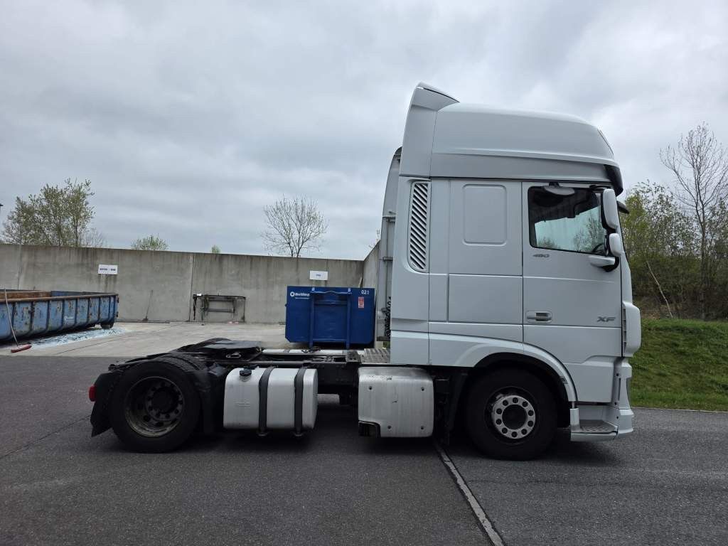 Fahrzeugabbildung DAF XF 480 SSC,Standklima,Intarder mit Krone Gardine