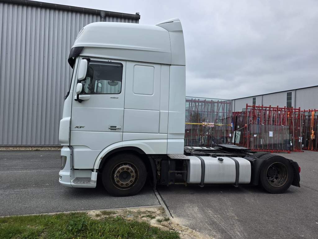 Fahrzeugabbildung DAF XF 480 SSC,Standklima,Intarder mit Krone Gardine