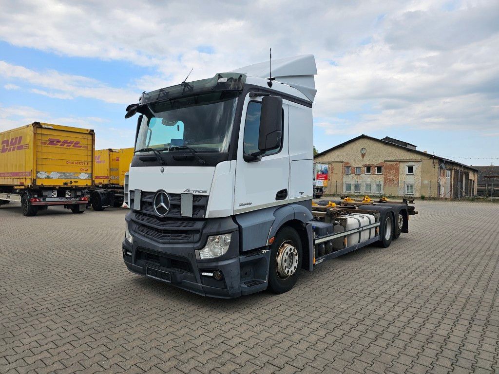 Mercedes-Benz 2545 BDF Twistlook, Klima, Euro 6, 2 x AHK