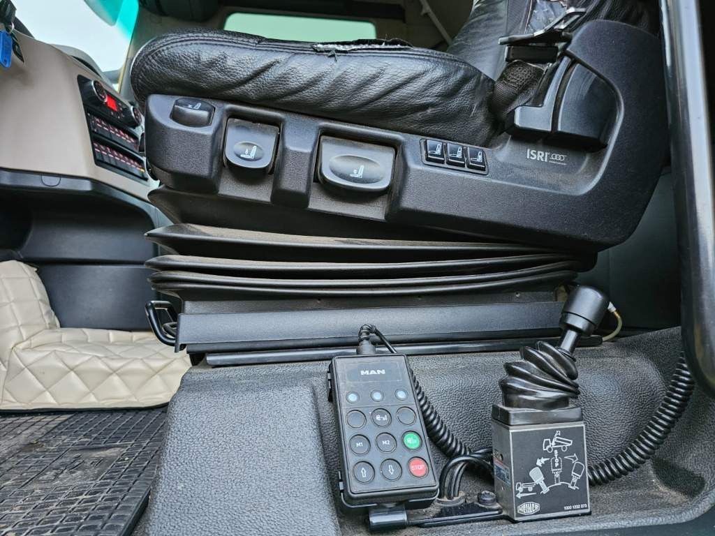 Fahrzeugabbildung MAN 18.460 TGX XXL, 2 Kreis-Hydr.,Alufelgen,Standard