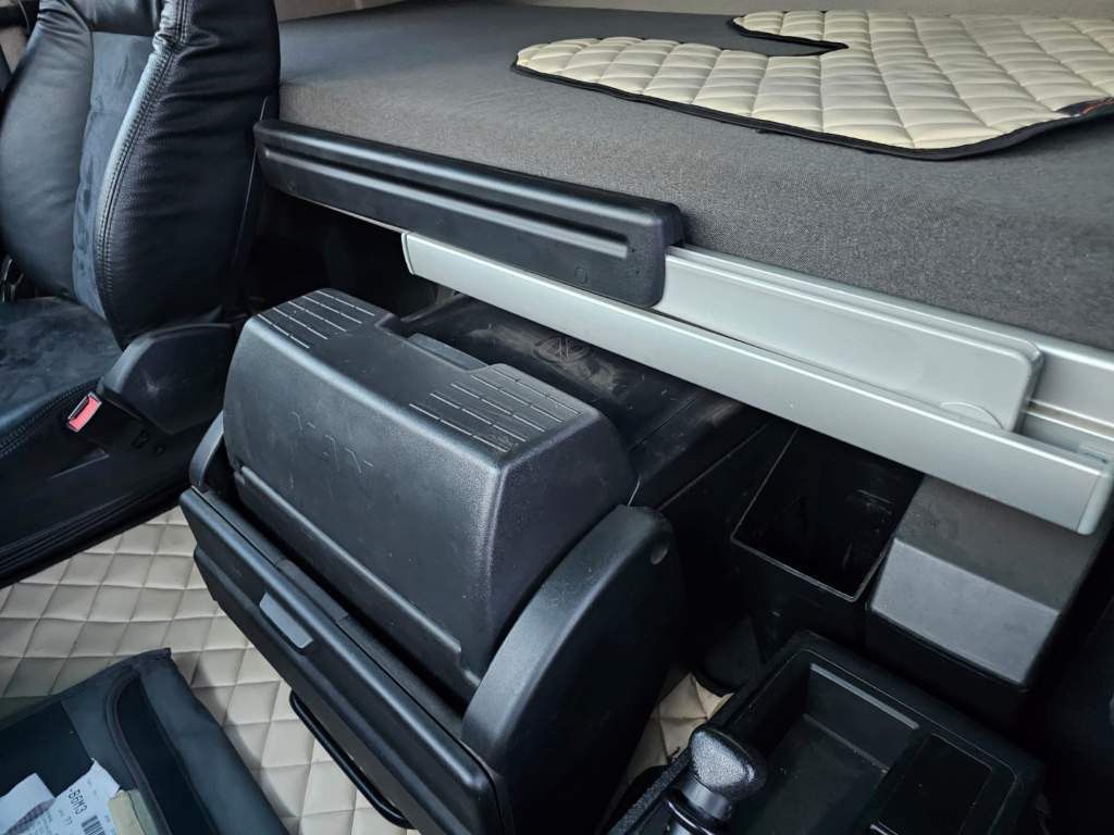 Fahrzeugabbildung MAN 18.460 TGX XXL, 2 Kreis-Hydr.,Alufelgen,Standard