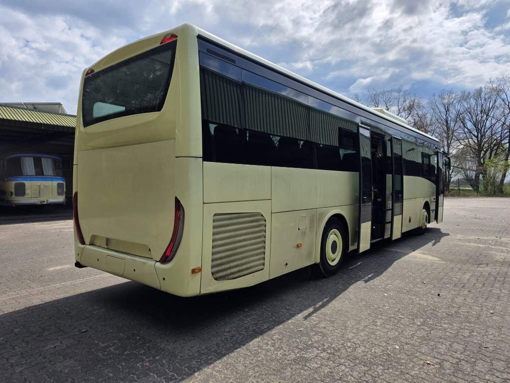 Fahrzeugabbildung Iveco Crossway 55+1+1+26, Retarder