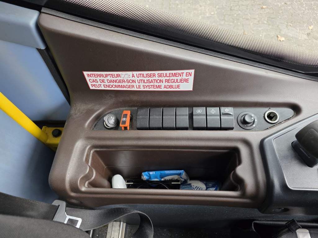 Fahrzeugabbildung Iveco Crossway 55+1+1+26, Retarder