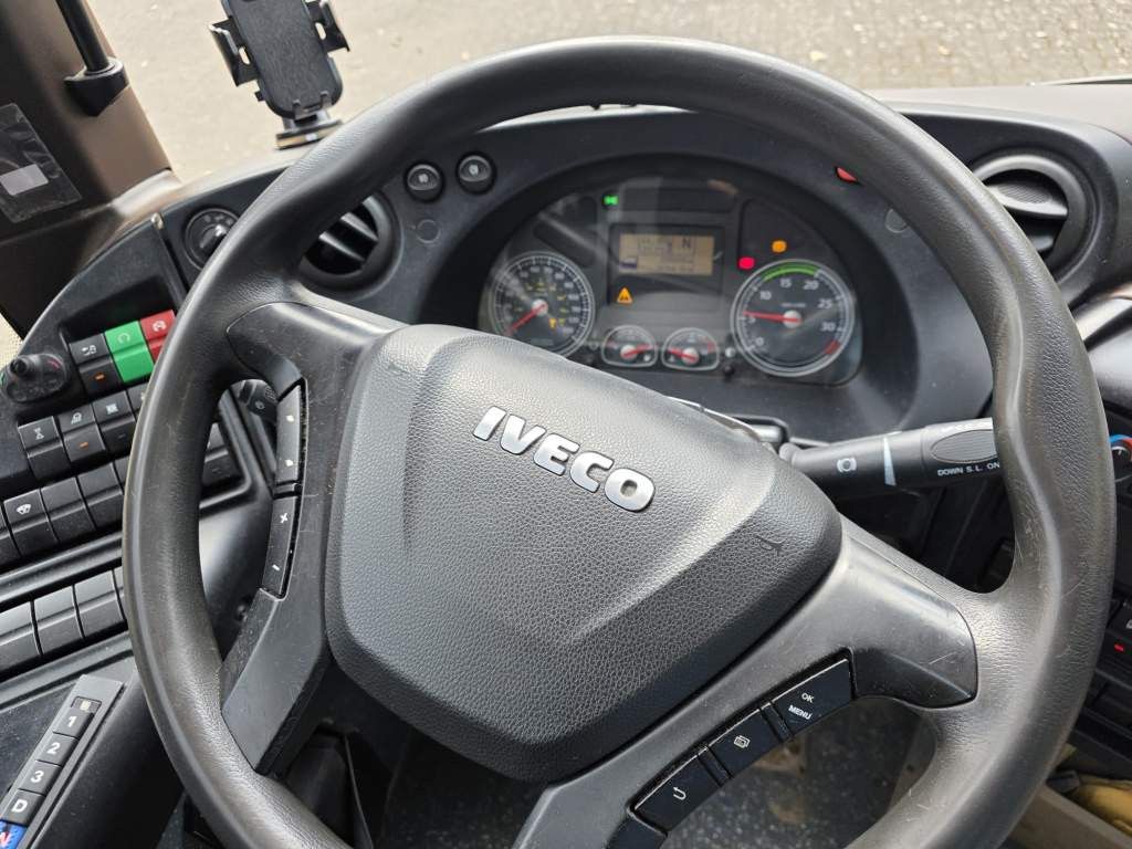 Fahrzeugabbildung Iveco Crossway 55+1+1+26, Retarder