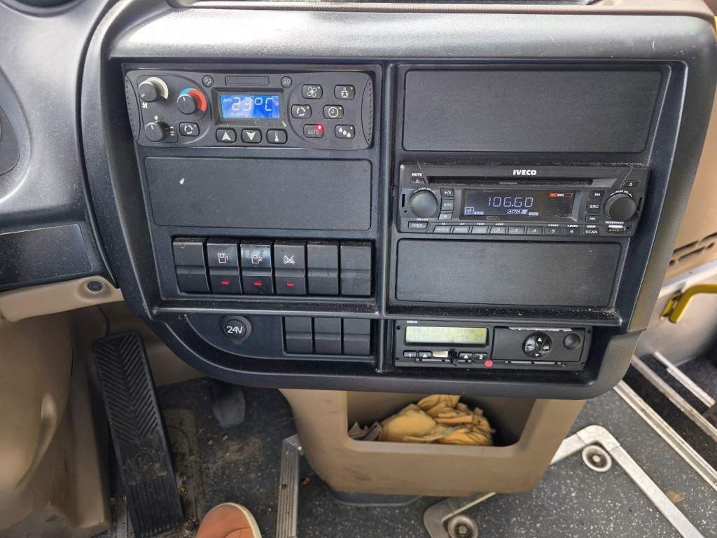 Fahrzeugabbildung Iveco Crossway 55+1+1+26, Retarder