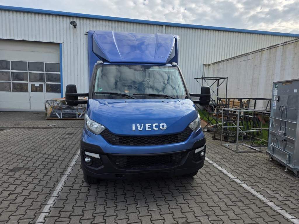 Fahrzeugabbildung Iveco 72-210 KJoffer mit Ladebordwand,AHK, Blatt/ Luft