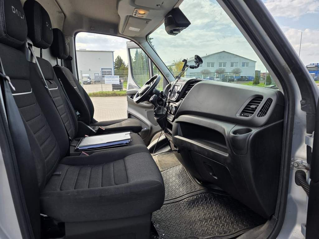 Fahrzeugabbildung Iveco 35-180 Maxi lang & hoch, SAHK, Klima, Kamera