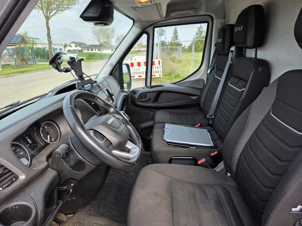 Fahrzeugabbildung Iveco 35-180 Maxi lang & hoch, SAHK, Klima, Kamera