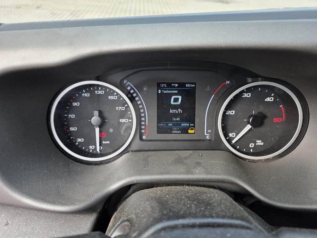 Fahrzeugabbildung Iveco 35-180 Maxi lang & hoch, SAHK, Klima, Kamera
