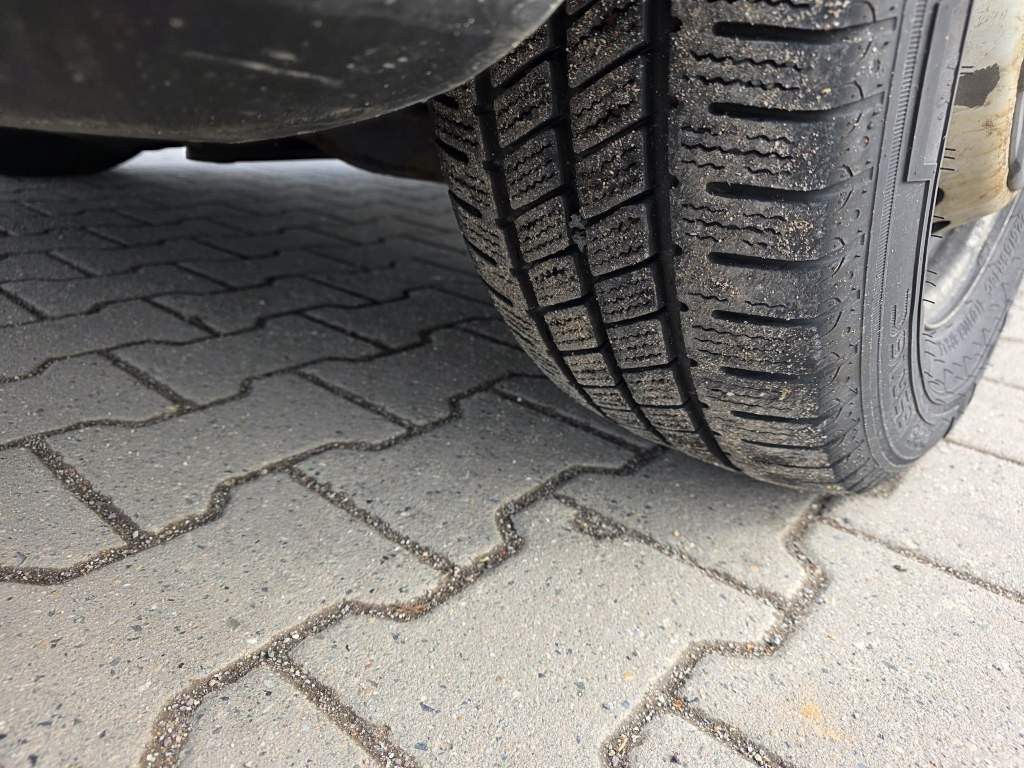 Fahrzeugabbildung Iveco 35-180 Maxi lang & hoch, SAHK, Klima, Kamera