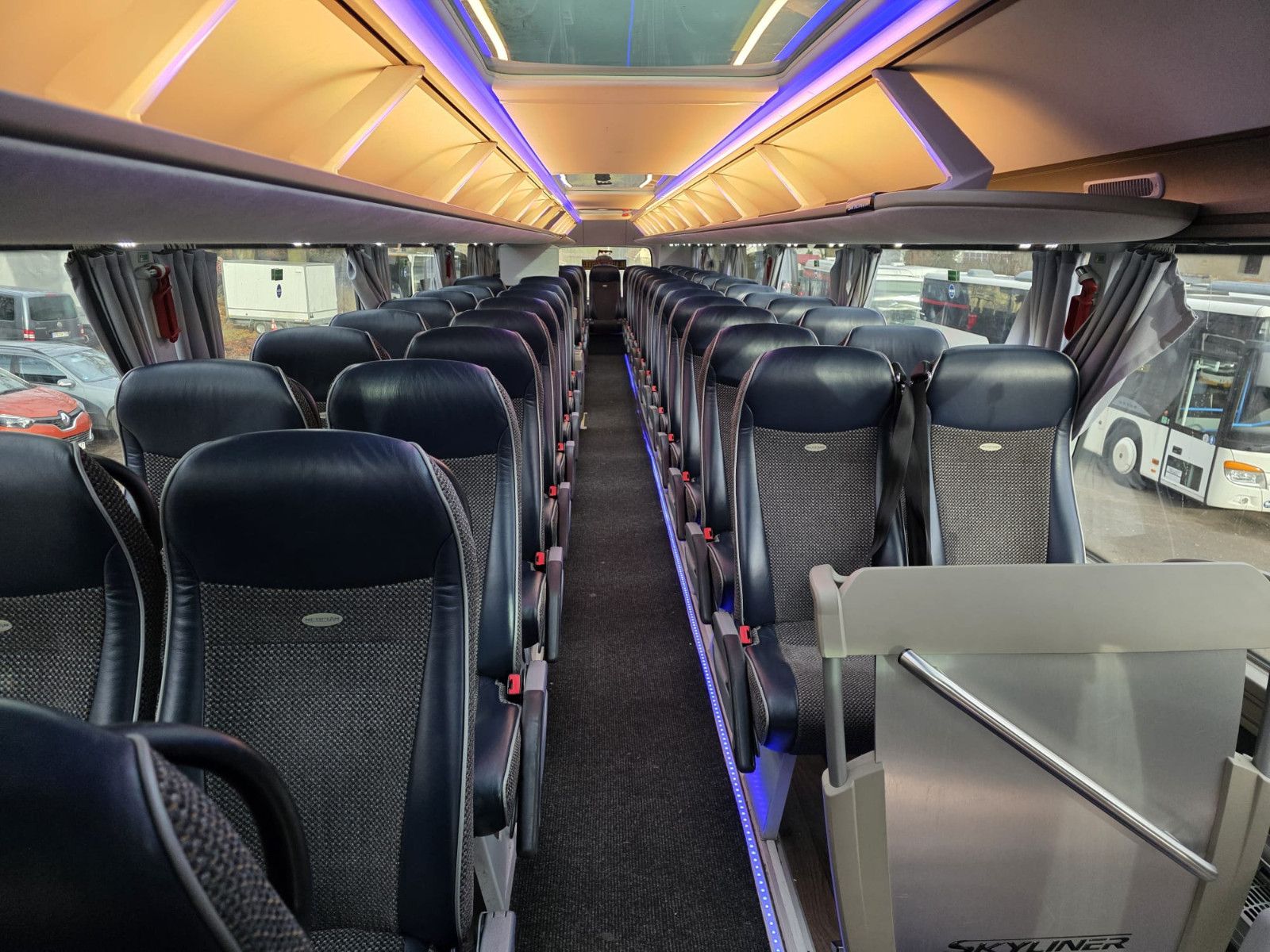 Fahrzeugabbildung Neoplan Skyliner,81+1+1,Hochdruckkühler neu  ZF Intarder
