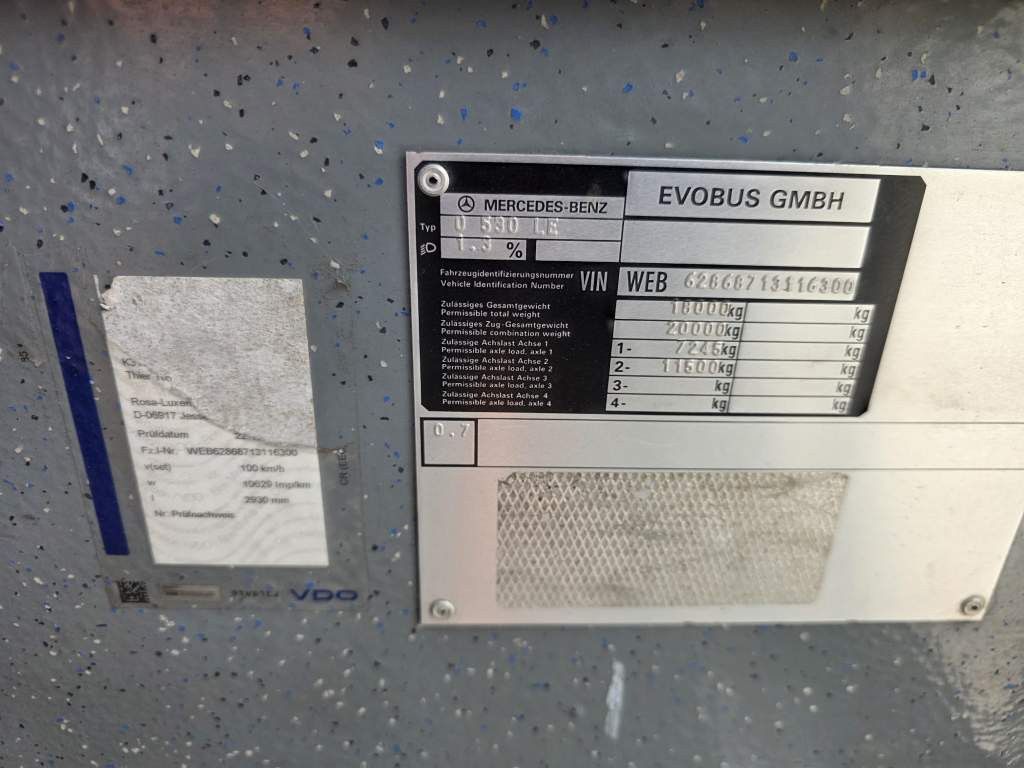 Fahrzeugabbildung Mercedes-Benz Citaro O530 LE, Gurten,  Armlehnen, Gardinen