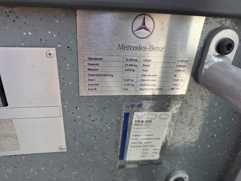 Fahrzeugabbildung Mercedes-Benz Citaro O530 LE, Gurten,  Armlehnen, Gardinen