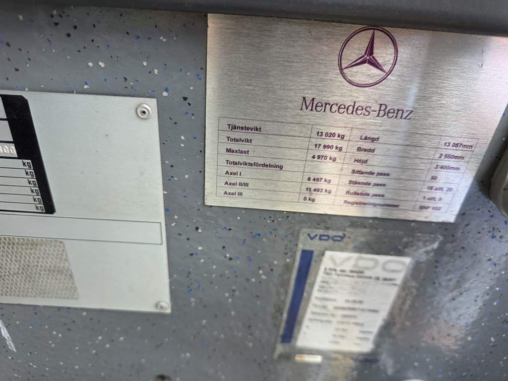 Fahrzeugabbildung Mercedes-Benz Citaro O530 LE, Gurten,  Armlehnen, Gardinen