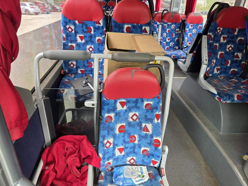 Fahrzeugabbildung Mercedes-Benz Citaro O530 LE, Gurten,  Armlehnen, Gardinen