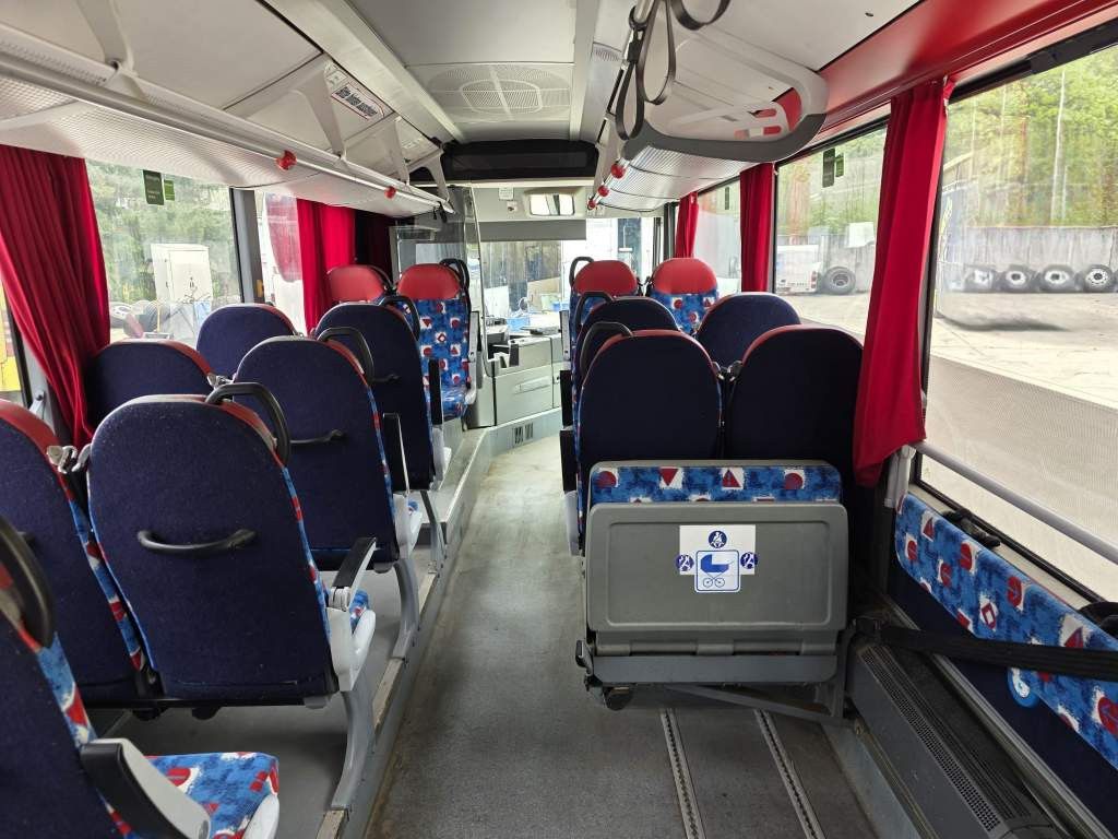 Fahrzeugabbildung Mercedes-Benz Citaro O530 LE, Gurten,  Armlehnen, Gardinen