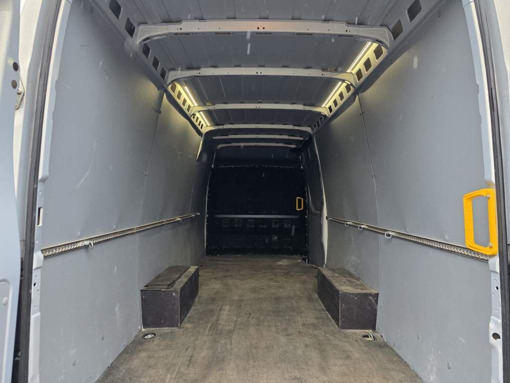 Fahrzeugabbildung Iveco 35-160 Air Pro, HI_MATIC, Maxi, Luftfederung hi