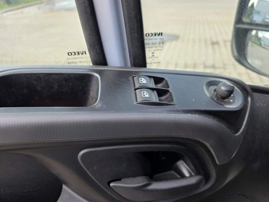 Fahrzeugabbildung Iveco 35-180 Maxi lang & hoch, SAHK, Klima, Kamera