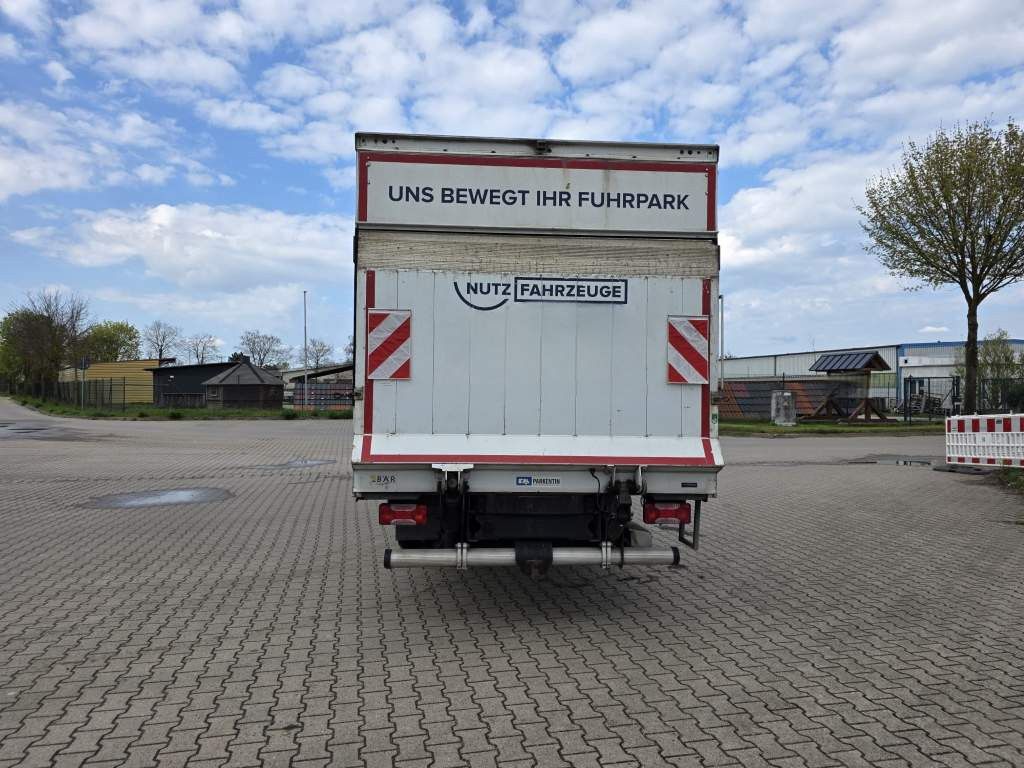 Fahrzeugabbildung Iveco 72-210 KJoffer mit Ladebordwand,AHK, Blatt/ Luft