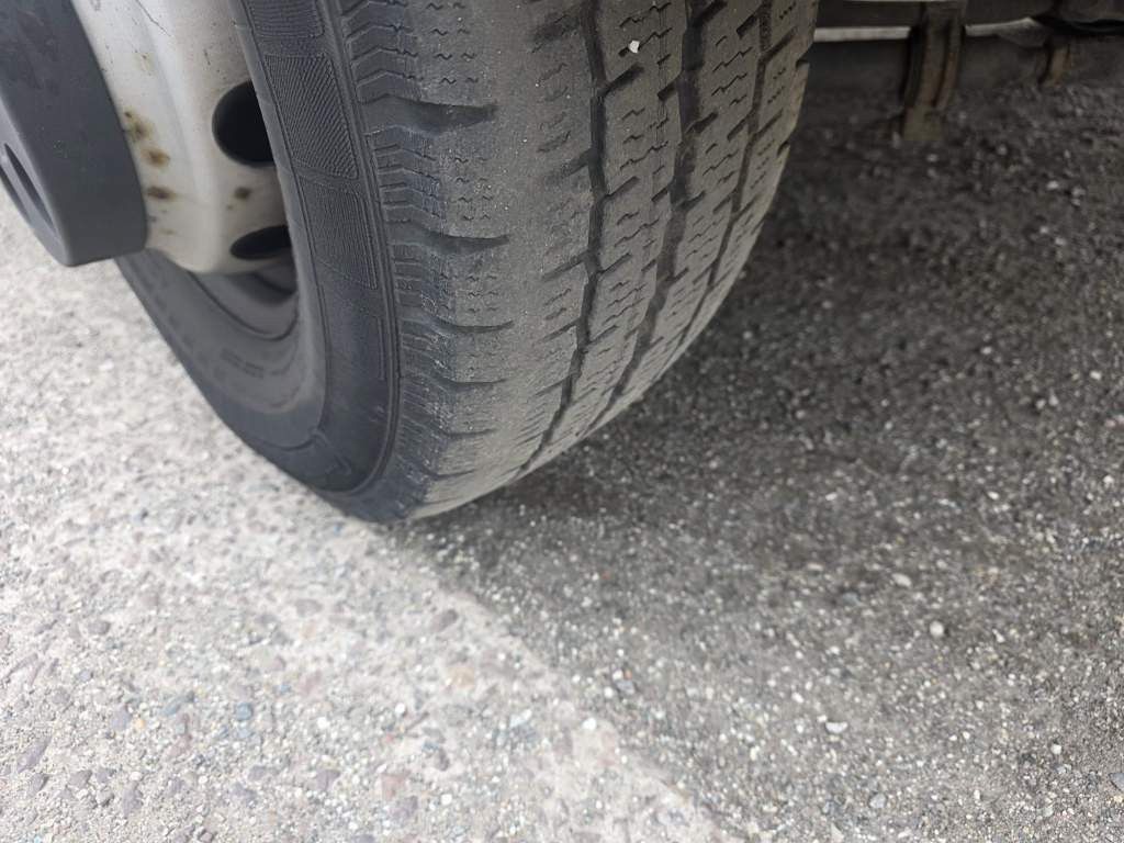 Fahrzeugabbildung Iveco 72-180 Koffer, Luftfederung hintgen, LBW