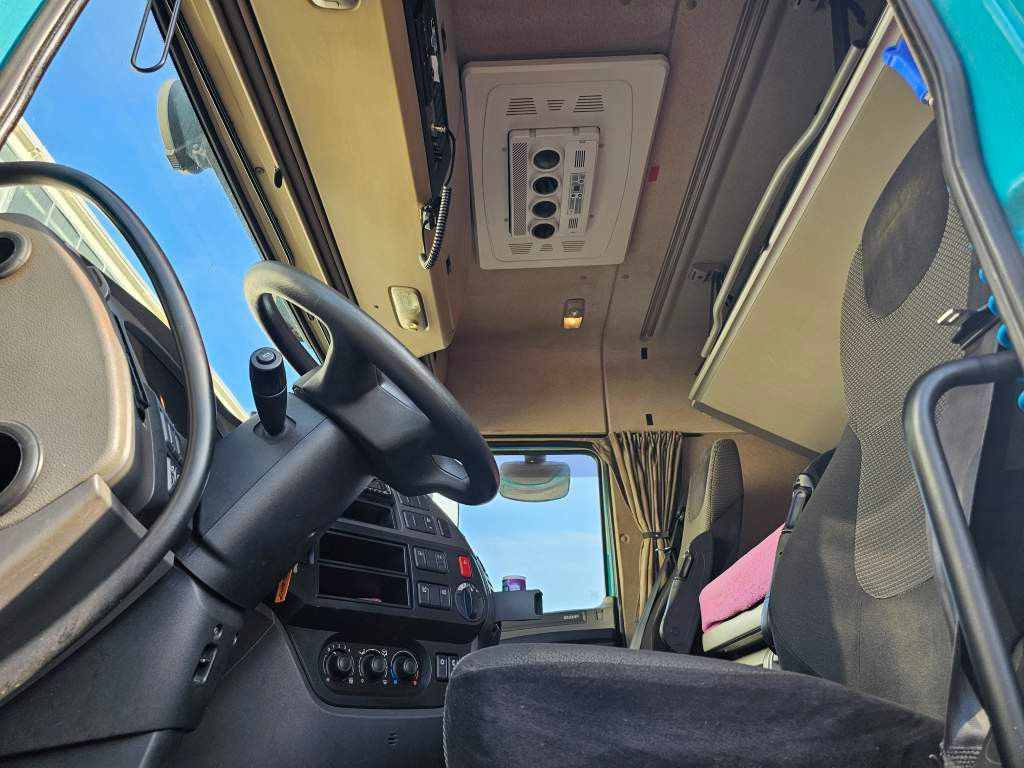 Fahrzeugabbildung DAF XF 410 Space Cab, Euro 6, Standklima