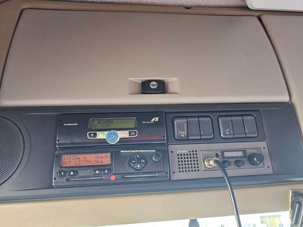 Fahrzeugabbildung DAF XF 410 Space Cab, Euro 6, Standklima