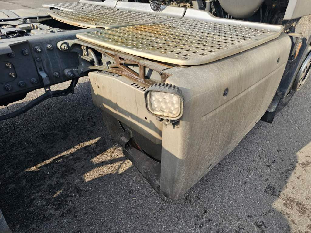 Fahrzeugabbildung DAF XF 410 Space Cab, Euro 6, Standklima