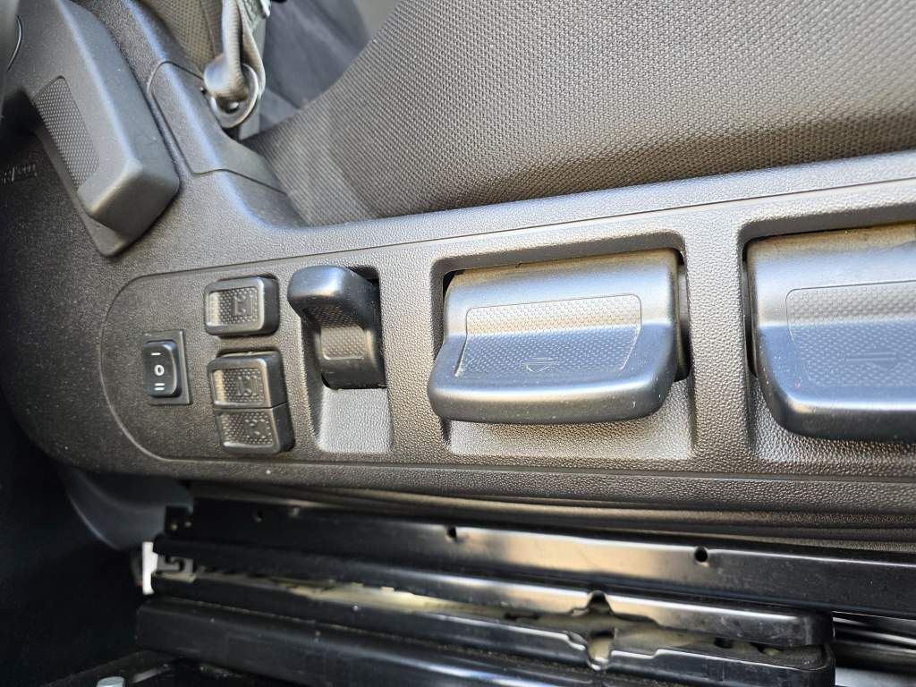 Fahrzeugabbildung Iveco 480 S-Way, Retarder, Klima Automat, 2 Kreis-Hydr